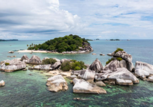 Pesona Batu Granit Raksasa yang Jadi Ikon Pulau Belitung