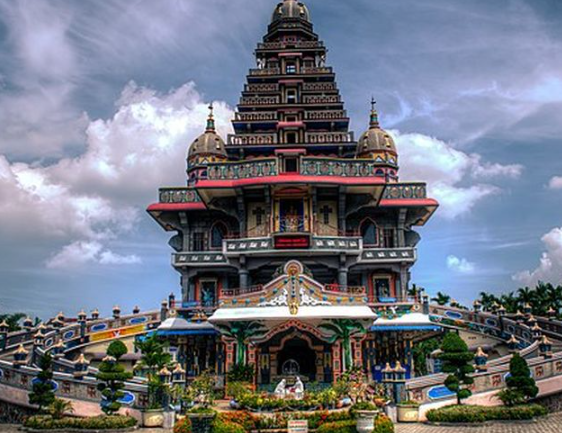 Destinasi Ikonik Medan yang Wajib Dikunjungi Wisatawan