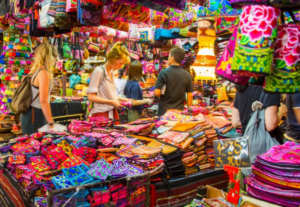 Eksplorasi Wisata Belanja Tradisional Di Bangkok