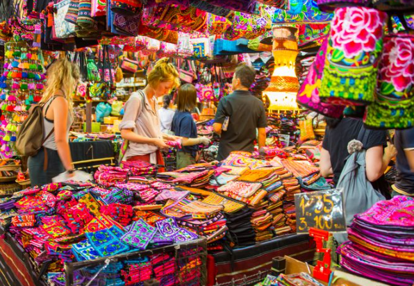 eksplorasi-wisata-belanja-tradisional-di-bangkok