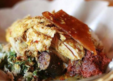 Wisata Kuliner Babi Guling Ibu Oka di Ubud