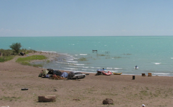 Petualangan Alam di Danau Balkhash dan Sekitarnya