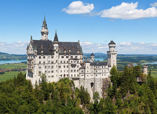 Pesona Dongeng di Neuschwanstein Castle