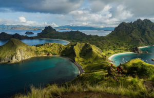 Wisata Labuan Bajo pesona komodo dan pulau padar megah