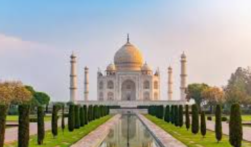Review Wisata Taj Mahal Monumen Cinta Abadi di India