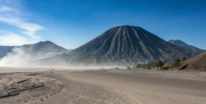 Review Wisata Alam Gunung Bromo Eksotisme Padang Pasir