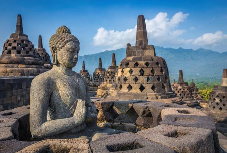 Candi Borobudur Wisata Sejarah Seru Libur Mei 2026
