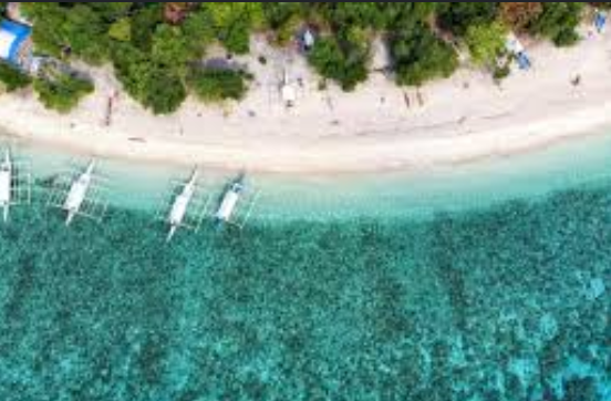 Wisata Pantai Eksotis Favorit Liburan Penuh Keindahan