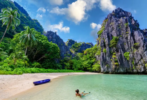 Review Wisata Pantai Terbaik dengan Suasana Menawan