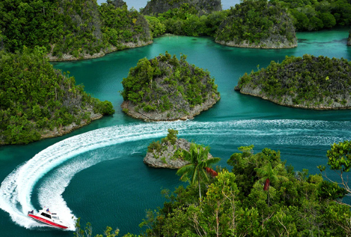 Review Wisata Raja Ampat: Surga Bahari Tersembunyi